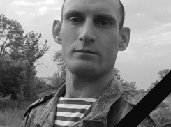 В Долгоруковском районе похоронили погибшего в Украине ефрейтора