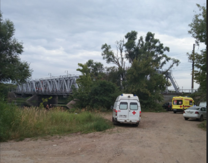 На Сокольском ж/д мосту в Липецке погиб подросток