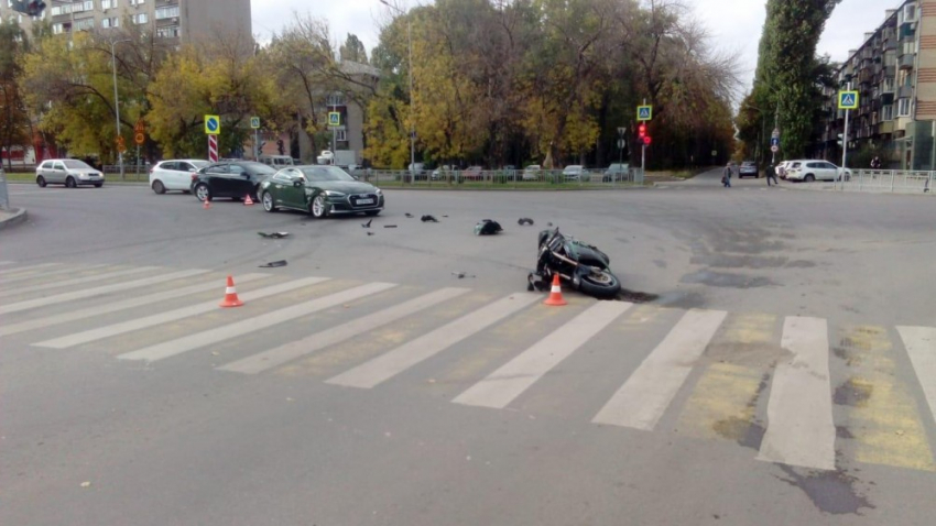 В Липецке разбились два мотоциклиста