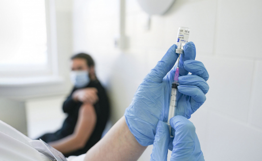 В правительстве РФ положительно отметили работу по вакцинации в Липецкой области